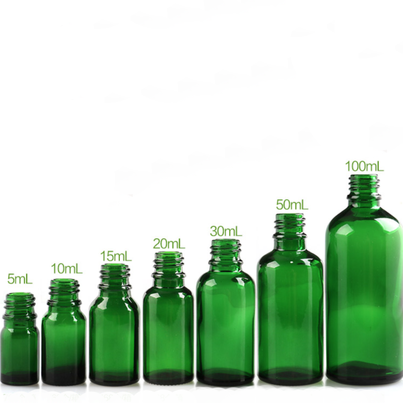 緑色のガラス瓶-